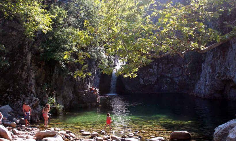 «Στηρίξτε τα οργανωμένα camping» λένε οι Σαμοθρακίτες