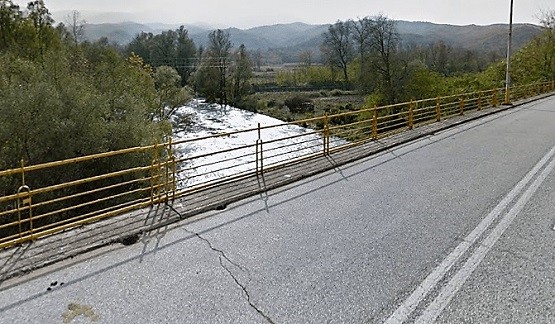 Κλείνει η γέφυρα του Παρανεστίου. Σύσκεψη τη Δευτέρα για τη στατικότητα