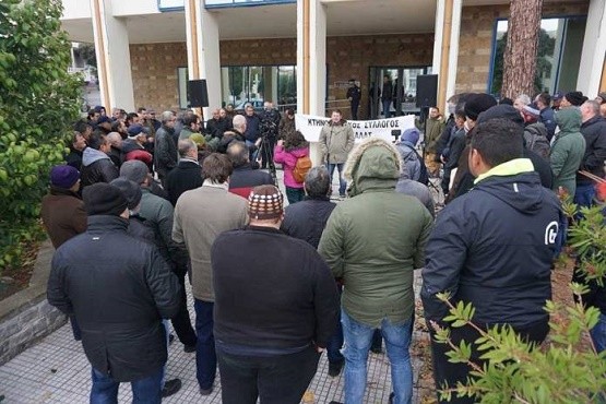 Την πολιτική «διάλυσής» τους από την κυβέρνηση καταγγέλλουν οι κτηνοτρόφοι της Περιφέρειας ΑΜ-Θ Την πολιτική «διάλυσής» τους από την κυβέρνηση καταγγέλλουν οι κτηνοτρόφοι της Περιφέρειας ΑΜ-Θ