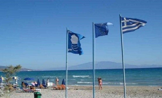 Πέντε γαλάζιες σημαίες για τις παραλίες στην Ξάνθη