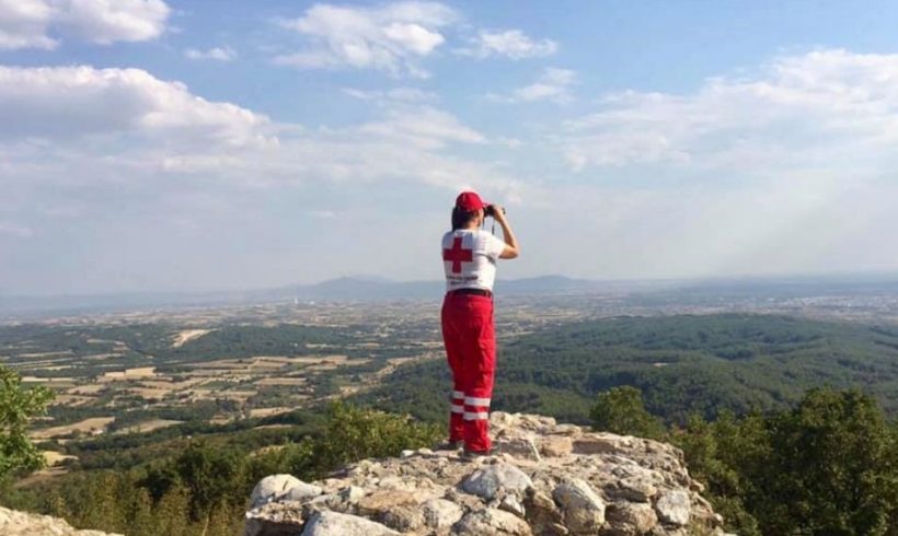 Περιφρούρηση του δάσους της Νυμφαίας από τους Σαμαρείτες του Ερυθρού Σταυρού Κομοτηνής Περιφρούρηση του δάσους της Νυμφαίας από τους Σαμαρείτες του Ερυθρού Σταυρού Κομοτηνής