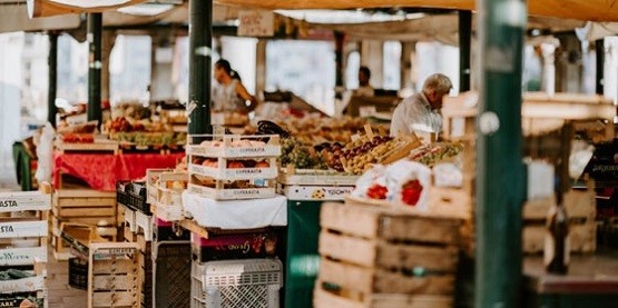 Σε απόγνωση οι παραγωγοί λαϊκών αγορών του Έβρου – Πετάνε τα προϊόντα τους