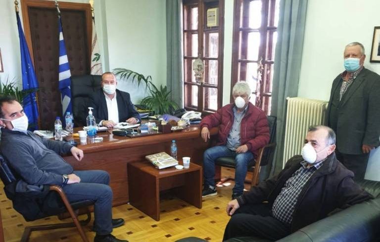 Σύσκεψη στον Δήμο Τοπείρου για την αποζημίωση γεωργοκτηνοτρόφων από τα ακραία καιρικά φαινόμενα Σύσκεψη στον Δήμο Τοπείρου για την αποζημίωση γεωργοκτηνοτρόφων από τα ακραία καιρικά φαινόμενα