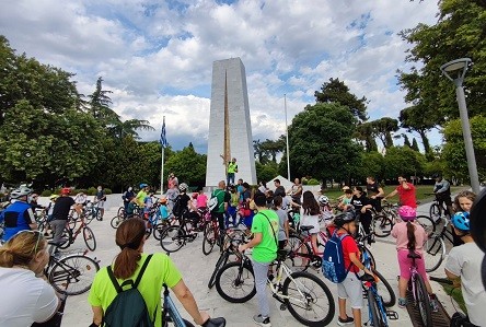 Μικροί και μεγάλοι ποδηλάτησαν σε Κομοτηνή, Σύμβολα, Νυμφαία