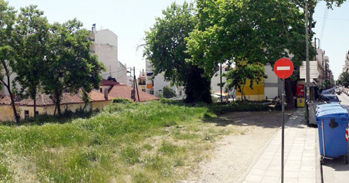 Τηλεφωνική γραμμή για τον καθαρισμό εγκαταλειμμένων οικοπέδων από τον Δήμο Ξάνθης Τηλεφωνική γραμμή για τον καθαρισμό εγκαταλειμμένων οικοπέδων από τον Δήμο Ξάνθης